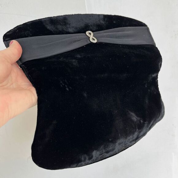Vintage Velvet Evening Clutch w/ Satin Bow & Rhinestone Accent - Picture 2 of 7